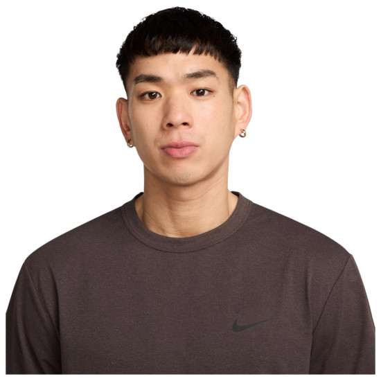 Nike Ανδρική κοντομάνικη μπλούζα Hyverse Dri-FIT UV Tee Nike Ανδρική κοντομάνικη μπλούζα Hyverse Dri-FIT UV Tee